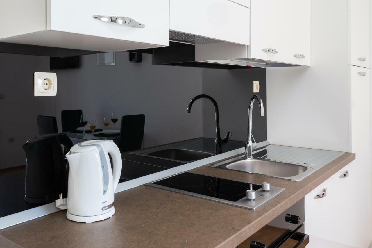Fba Family Beach Apartments Omiš Extérieur photo